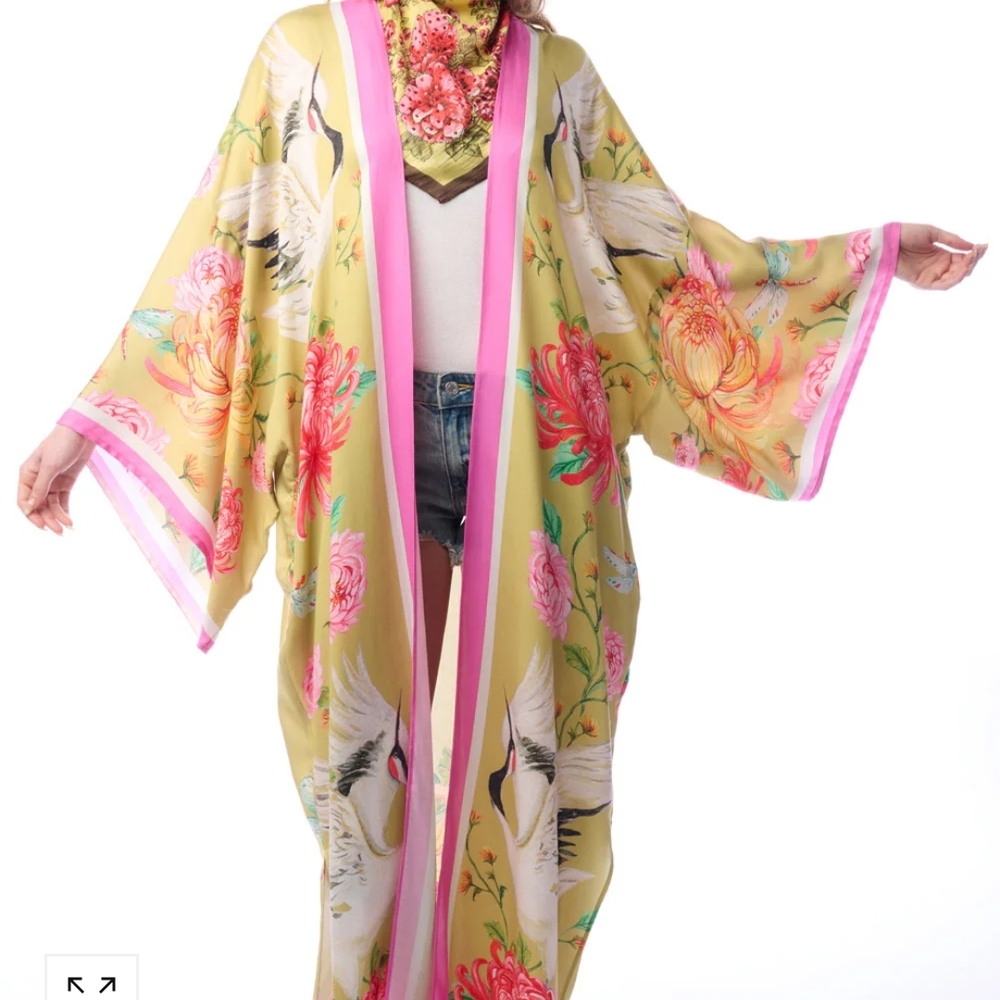 Aratta The Legend Of The Crane Kimono